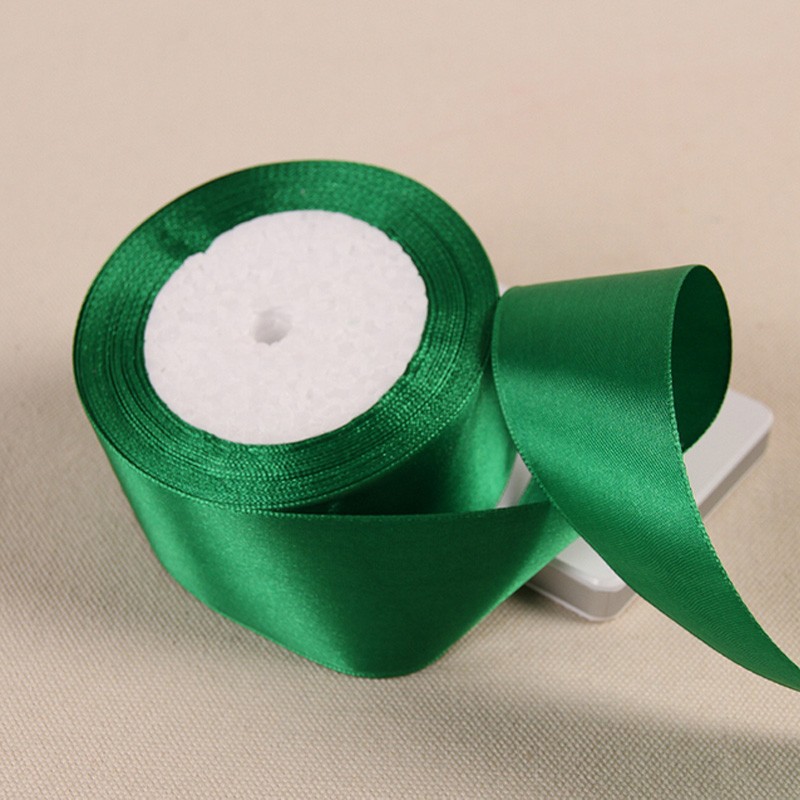 Bobine 25 yards ruban satin 2,5cm