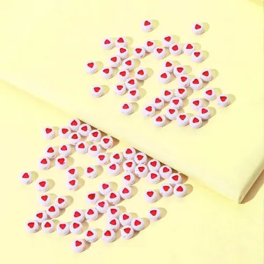 250 pcs Perles rondes cœurs rouges 6mm coeur