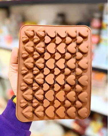 Moule coeur en Silicone 66 Cavités coeur– Mini Moule à Bonbons & Pâte de ❤️