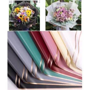 Lot de 2 Papiers d'Emballage Imperméables pour Bouquets de Fleurs avec Contour à Bande Dorée – 58 x 58 cm