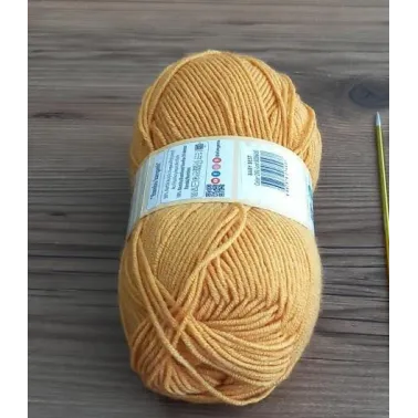 Pelote Laine Couleur lighte mustard  Marque UNIFIL, 100gr