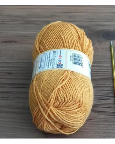 Pelote Laine Couleur lighte mustard  Marque UNIFIL, 100gr