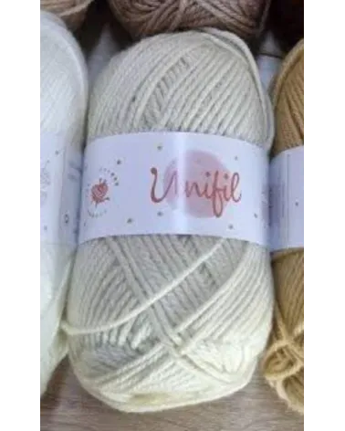 Pelote Laine Couleur coconut milk Marque UNIFIL,100gr