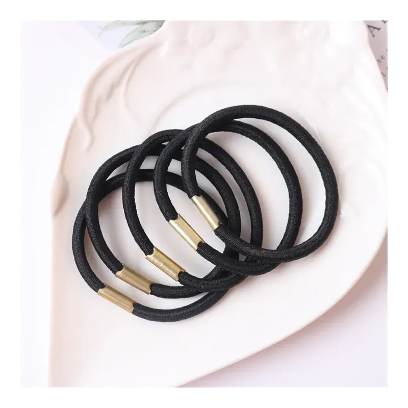 Élastiques à Cheveux Noirs Renforcés avec Connecteur Métallique – Lot de 5 pcs ✨