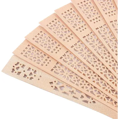 Éventail Pliable en Bois de Santal Parfumé – 20.5 cm Fermé / 35 cm Ouvert ✨