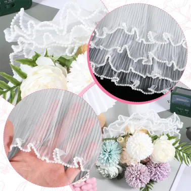 Tulle plissé froissé blanc avec bordure perlée ondulée – 3 mètres – Emballage floral et décoration de bouquets
